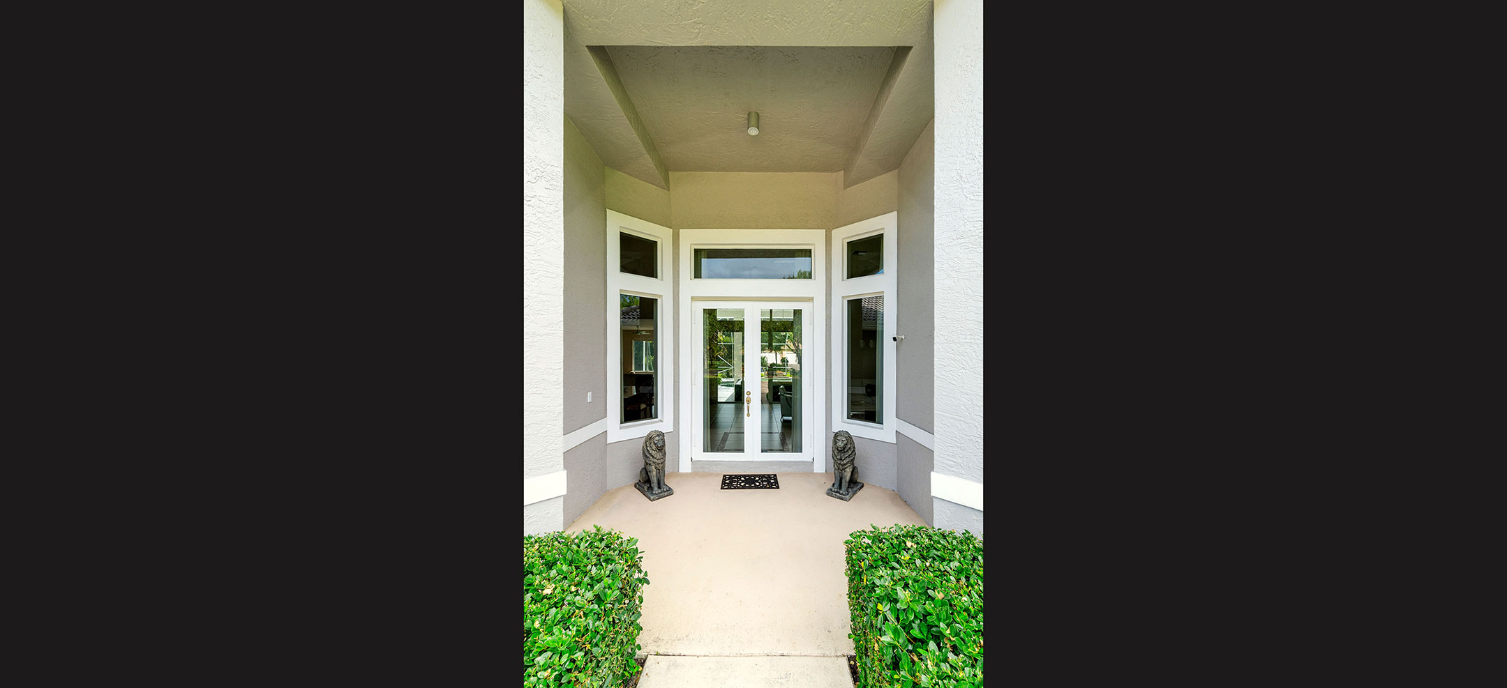 Krupa Visual photography Florida residential real estate, front door entrance, 360 degree panorama